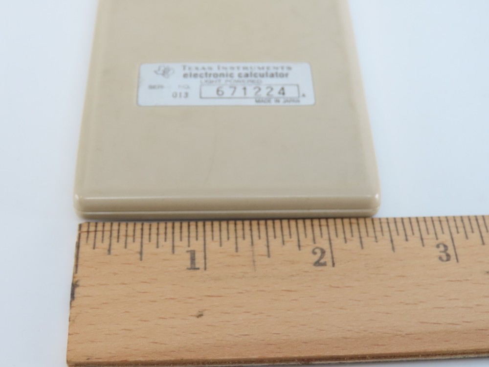 Lot of 2 Texas Instruments TI-1006 Light Powered Calculators Working