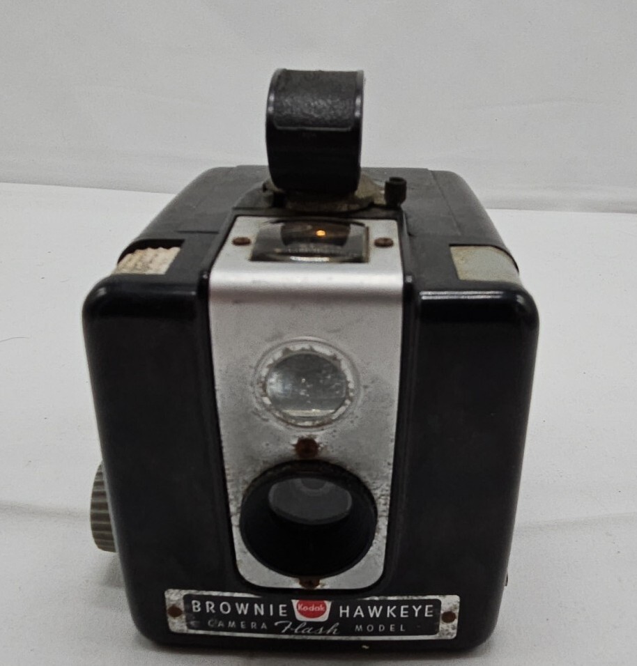 Vintage Kodak Brownie Hawkeye Camera (Untested)