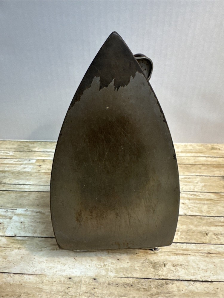 Antique General Electric Iron With Cord
