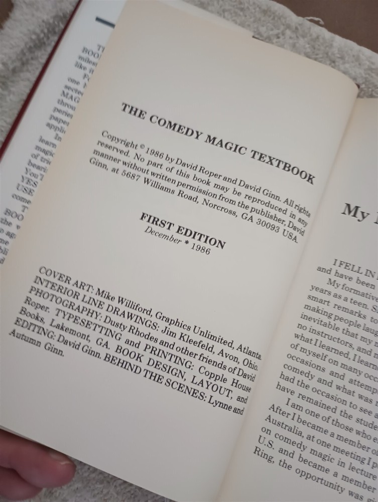 The Comedy Magic Textbook by David Roper, David Ginn Brand New OOP