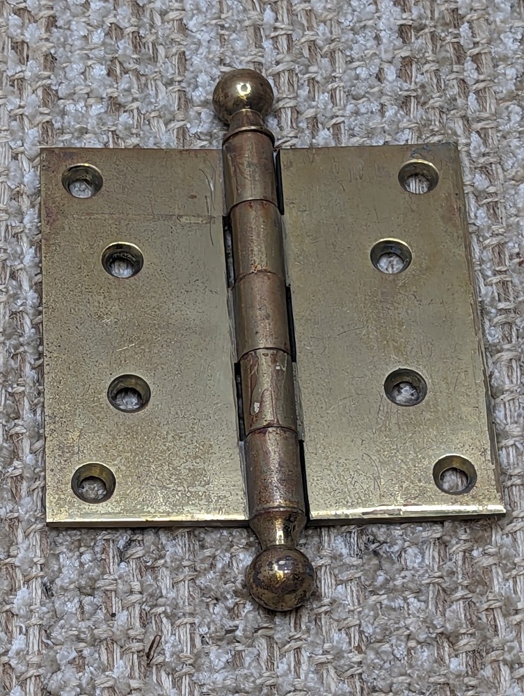 4 1/2" x 4 1/2" Antique Brass Ball Tip Hinge