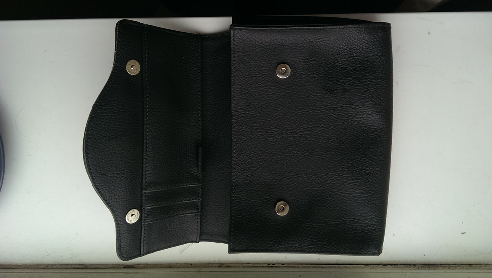 RENAULT LAGUNA FOLDER FOR PAPERS