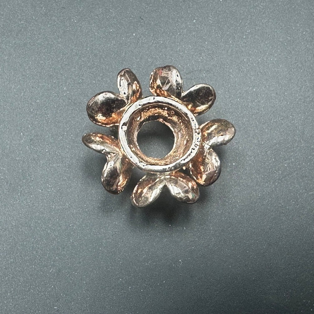 Metal crystal small ball base