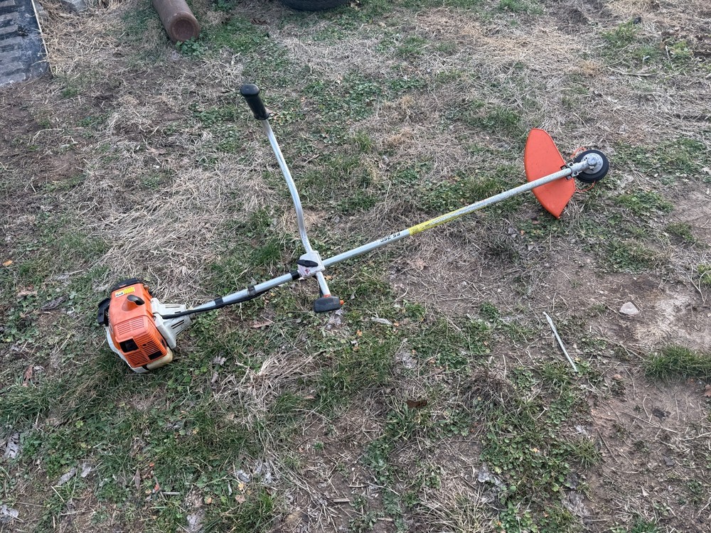 Stihl fs 250 weed eater, brush cutter