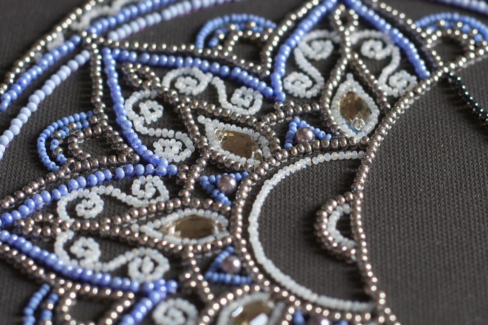 DIY Bead Embroidery Kit Moon Pattern Beaded stitching needlepoint beadwork