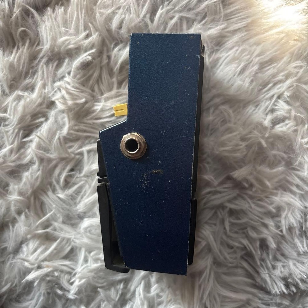 Good condition Maxon BE-01 bass EQ