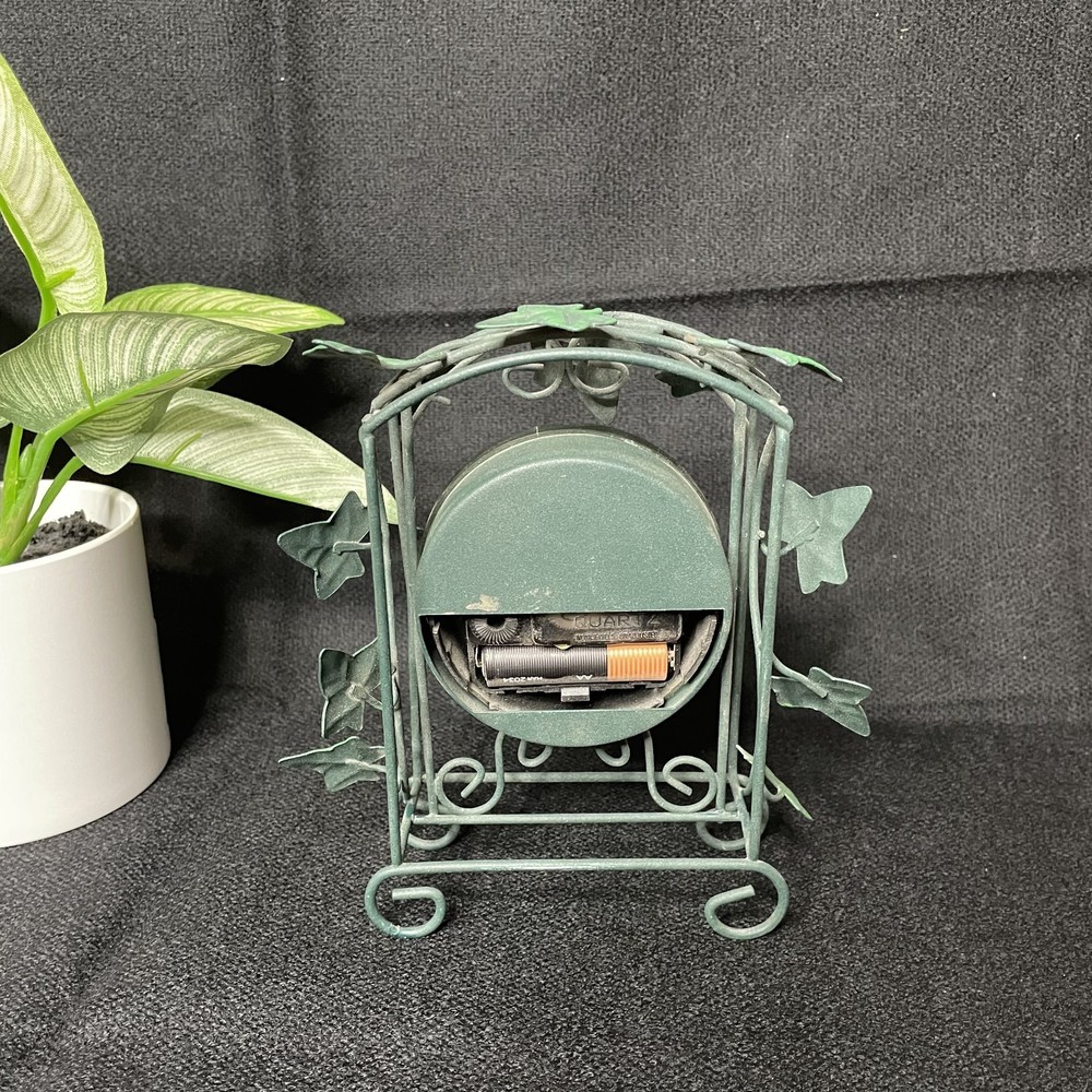 Vintage Quartz Green Leaf Decorative Small Clock WORKING