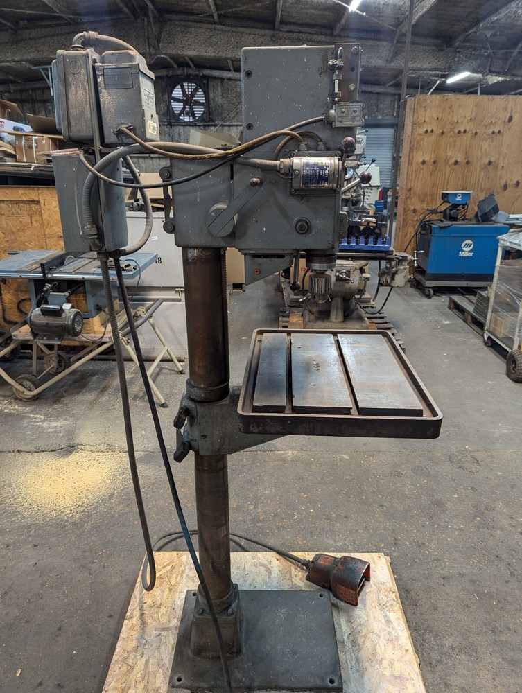 DoALL 20" Geared-Head Drill Press Model D-20100
