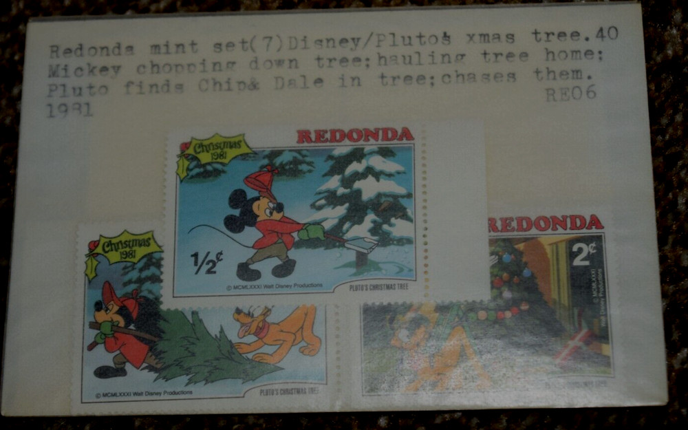 DISNEY, REDONDA, Mint Set (7) ,"PLUTO CHRISTMAS TREE, MICKEY CHOPPING," 1981