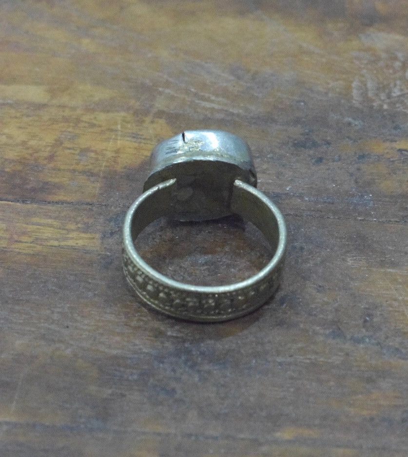 Middle Eastern Silver Red Stone Kuchi Ring Size 9.5