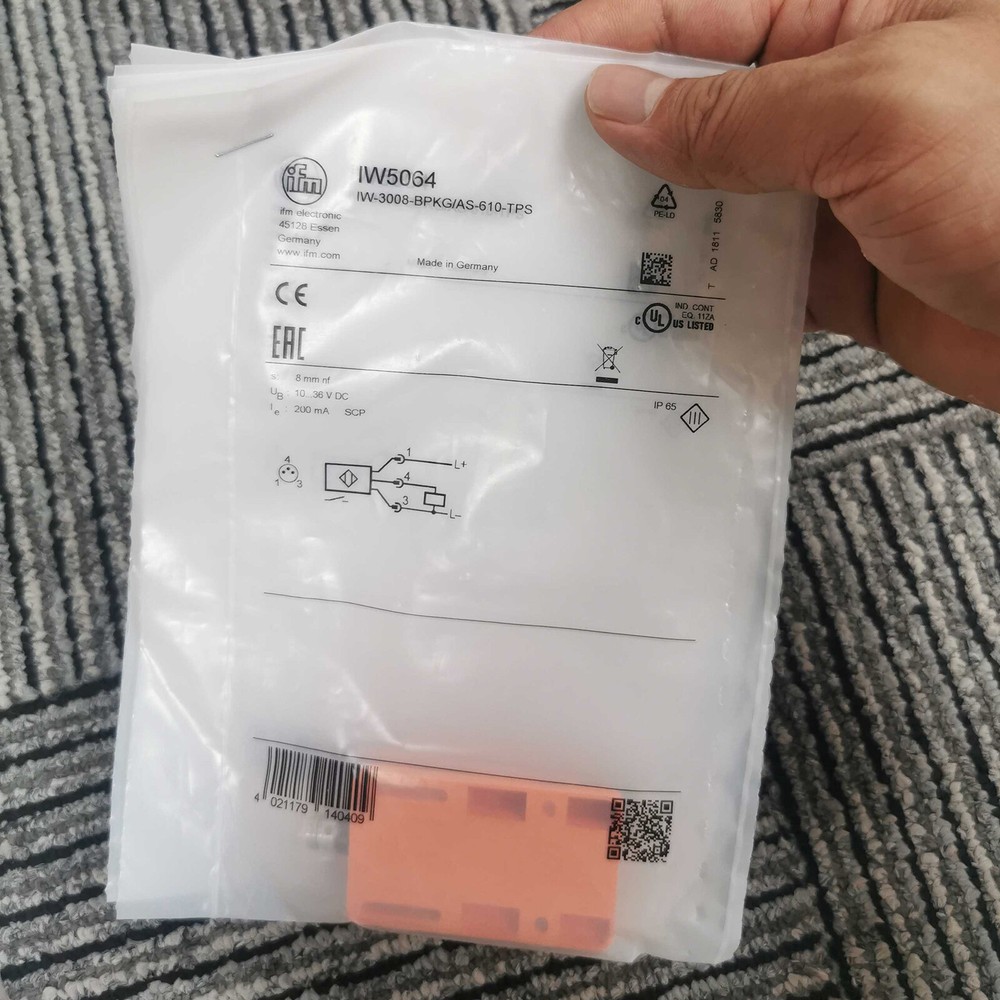 1PC New IFM IW5064 Proximity Switch Sensor Free Ship #US