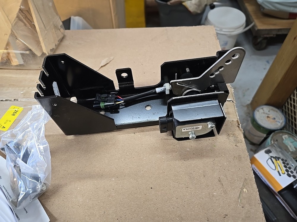 Cummins 5585376 Electronic Throttle Control for Inboard Tier 3 electronic engine