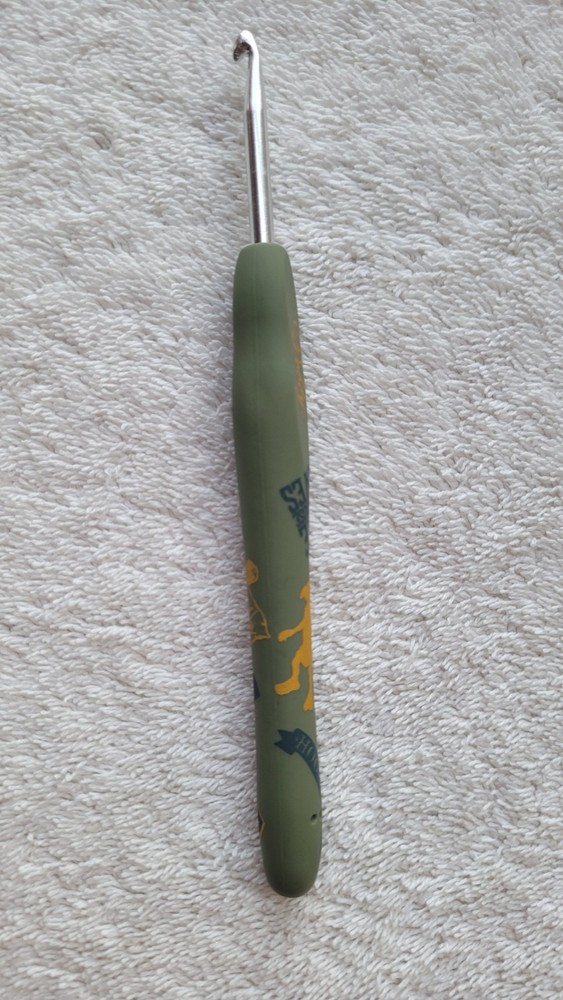 Preowned Harry Potter Dobby Wooble Ergonomic Crochet Hook