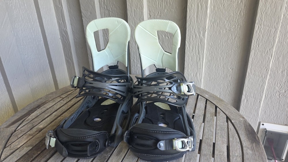 Burton Cartel Est Bindings Size Medium