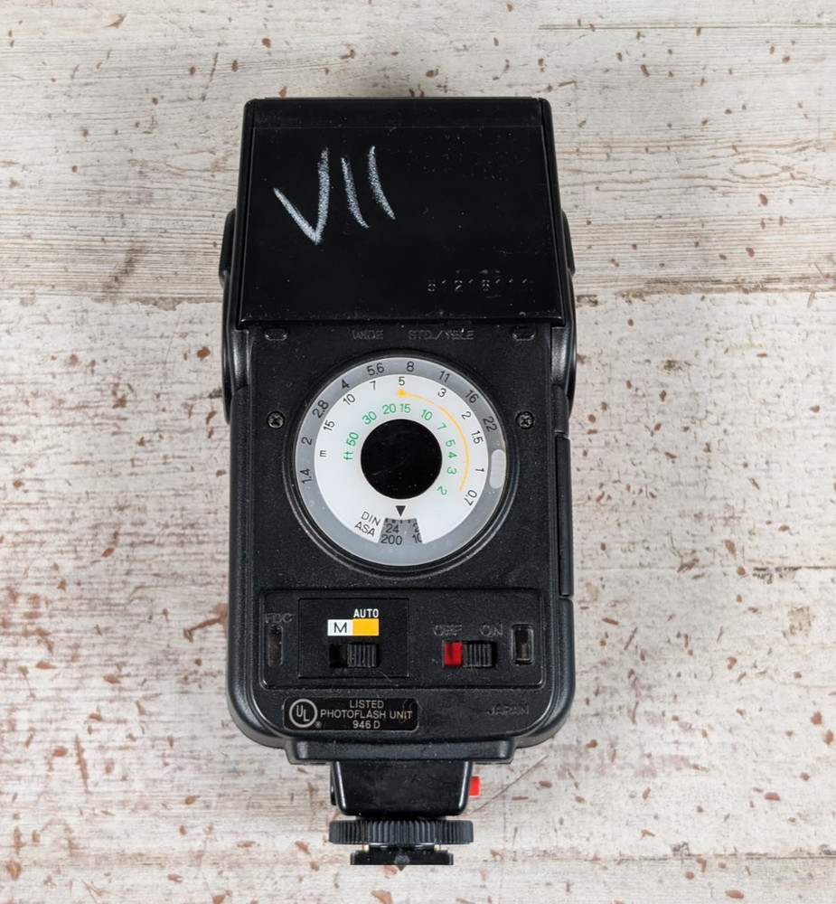 Minolta Auto 128 Shoe Mount Flash for Camera - Vintage - Untested