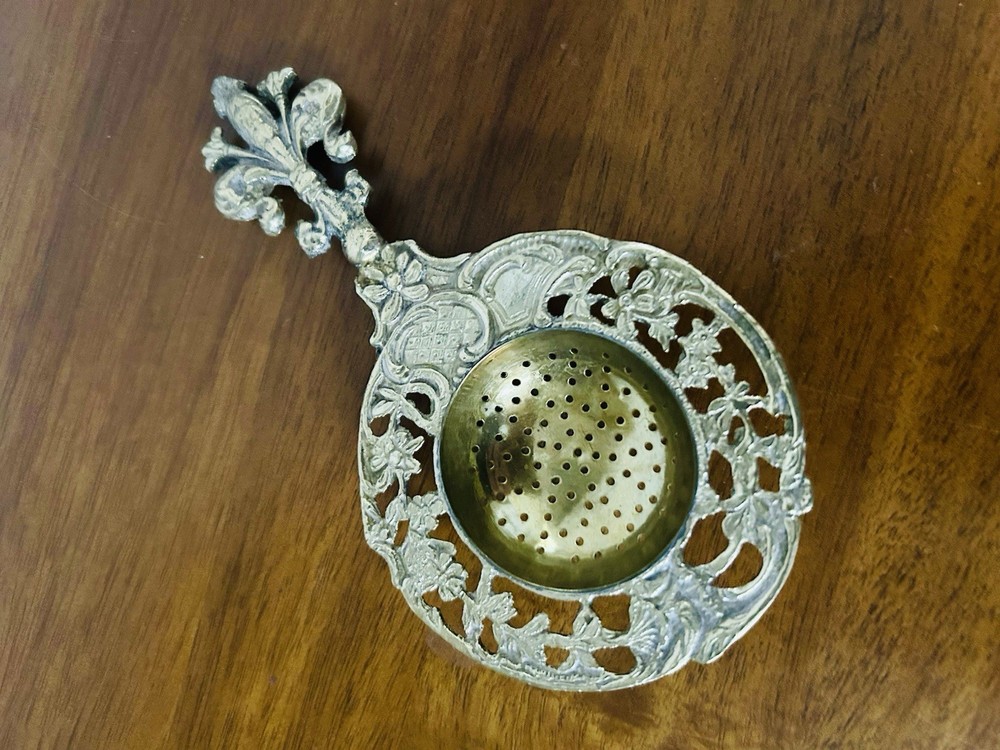 Silver-Plated Brass Tea Strainer Fleur-De-Lis Handle 5.5" Over Cup Vintage