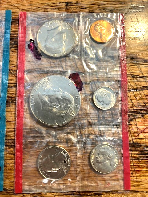 1976-P&D U.S. Mint Set/No Envelope/Clad #15501