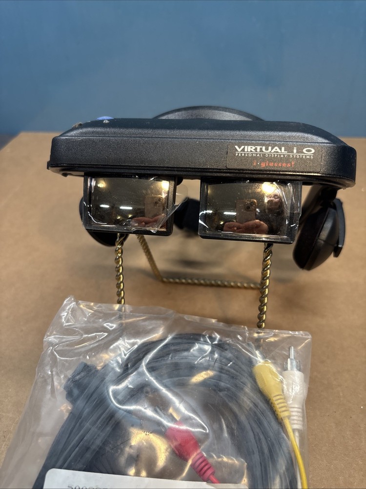 Virtual IO i-Glasses Headset Virtual Display Systems 1998 With Cable