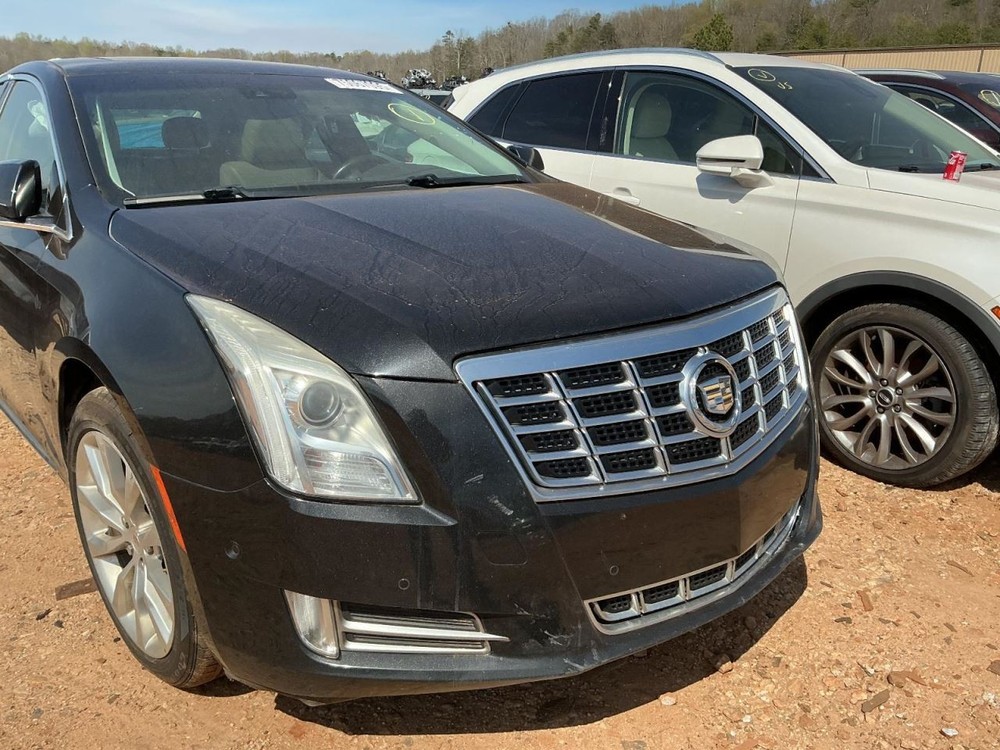 XTS 2015 Glove Box 5001732