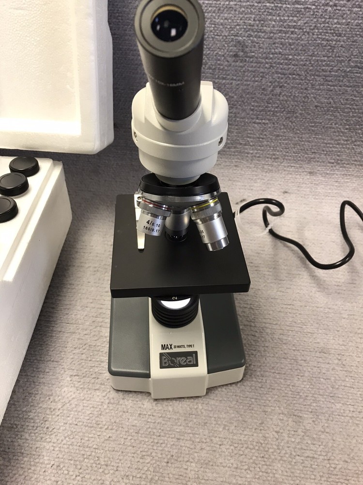 Boreal Compound Light Microscope SFC 111 Series 3 Objectives 4x 10x 100x Student