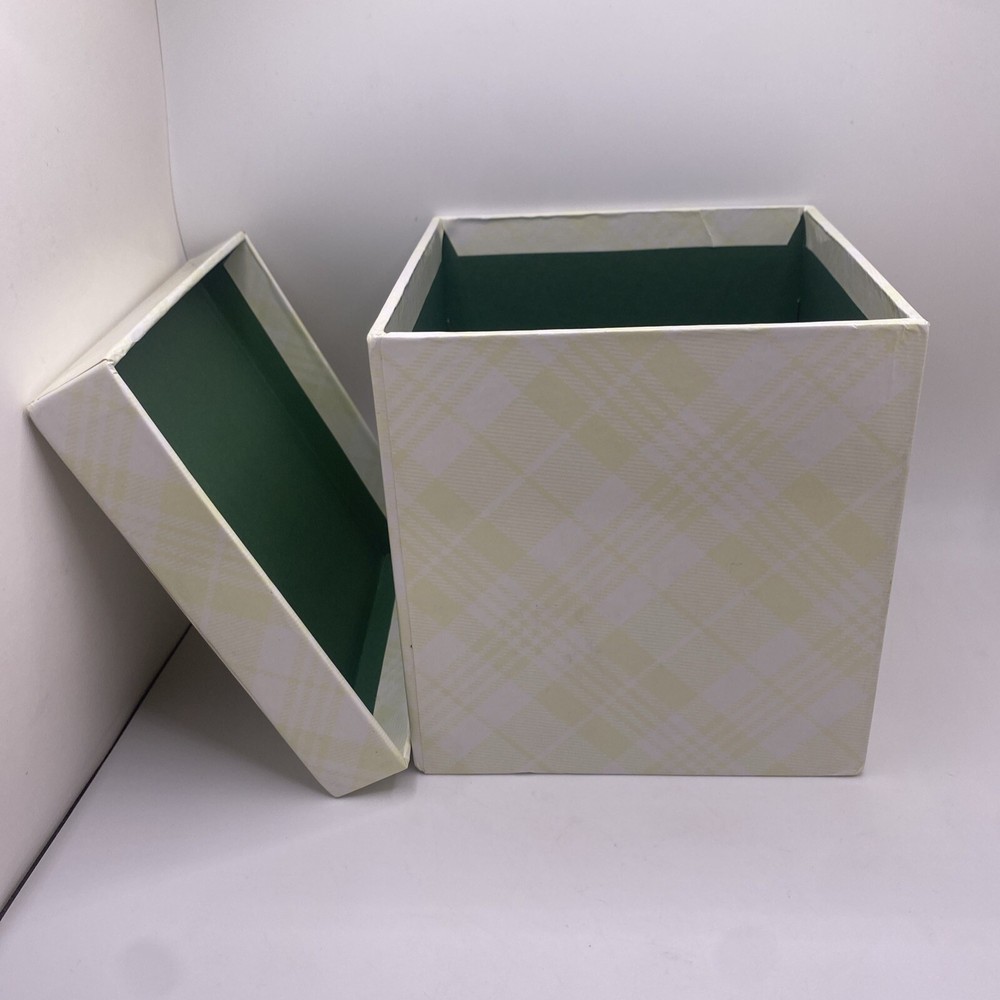 Small/Med Decorative Square Gift Box “Christmas Wishes”