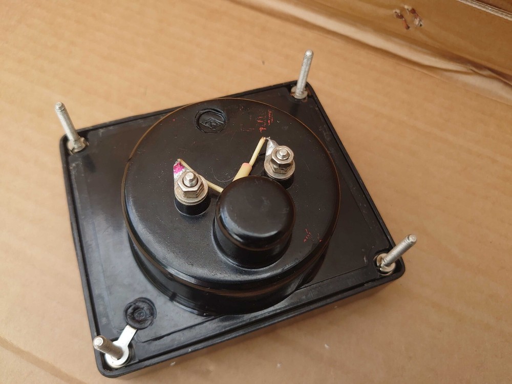 Center-zero Voltmeter M1690A-40 USSR, 1978