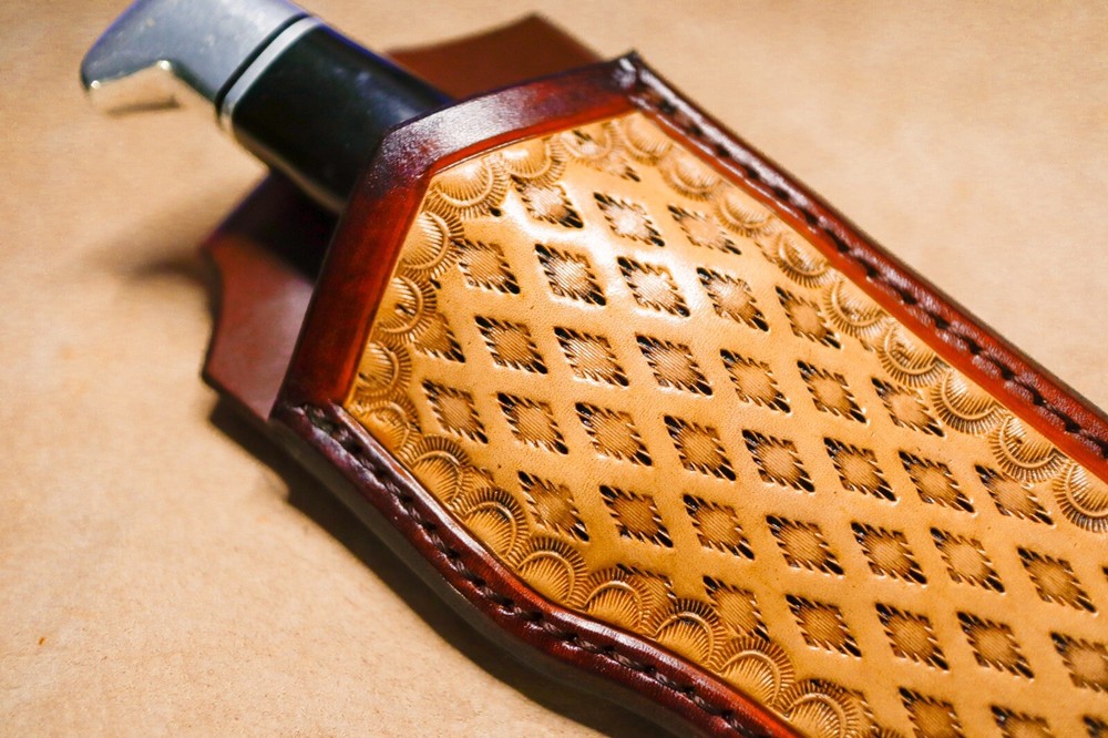 Custom Leather Sheath for Buck 119 (right hand)