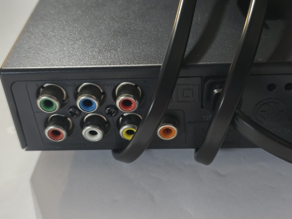 GPX D200B Progressive Scan DVD Player