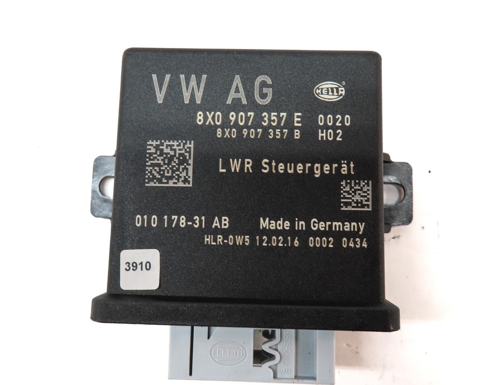 2016 AUDI Q3 (8U) HEADLIGHT HEAD LIGHT RANGE CONTROL MODULE