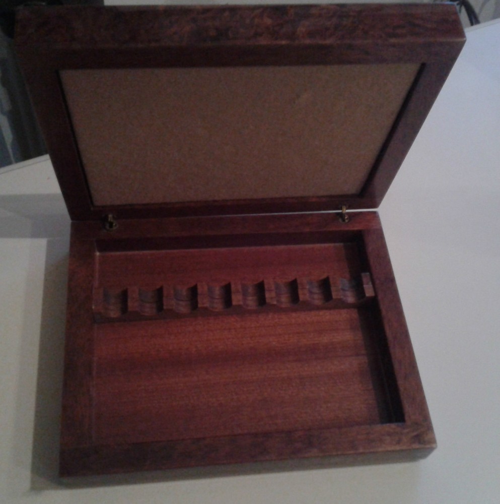 Root Cigar Holder Box