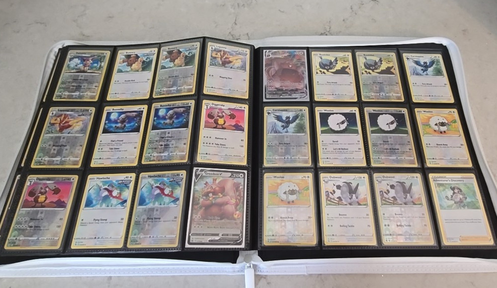 Fusion Strike Complete Base Set Binder with Reverse Holo & Energy - 473 Cards