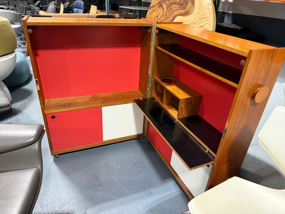 Erik Buch Foldable Dry Bar for Dylan