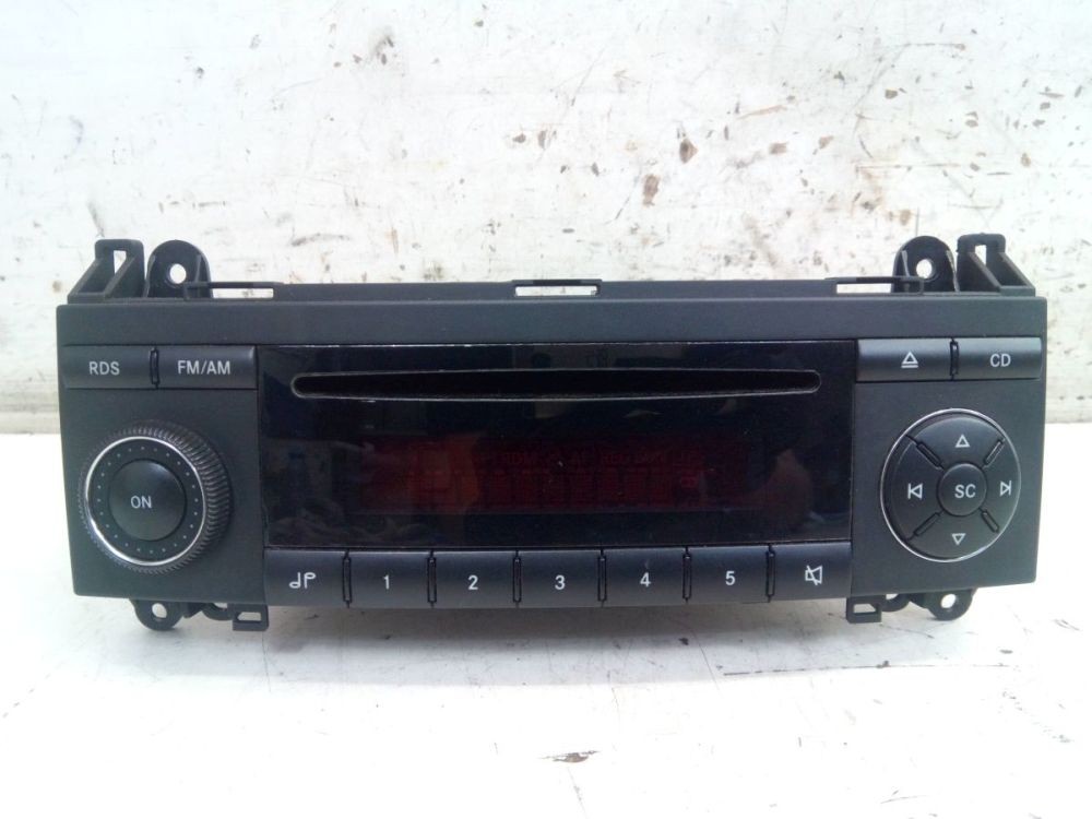 Radio/CD Changer Combination *CODE not present. Fits Mercedes Benz