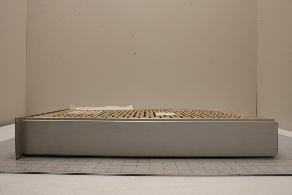 04705184-01 / PROCESS INTERFACE CHASSIS / VARIAN