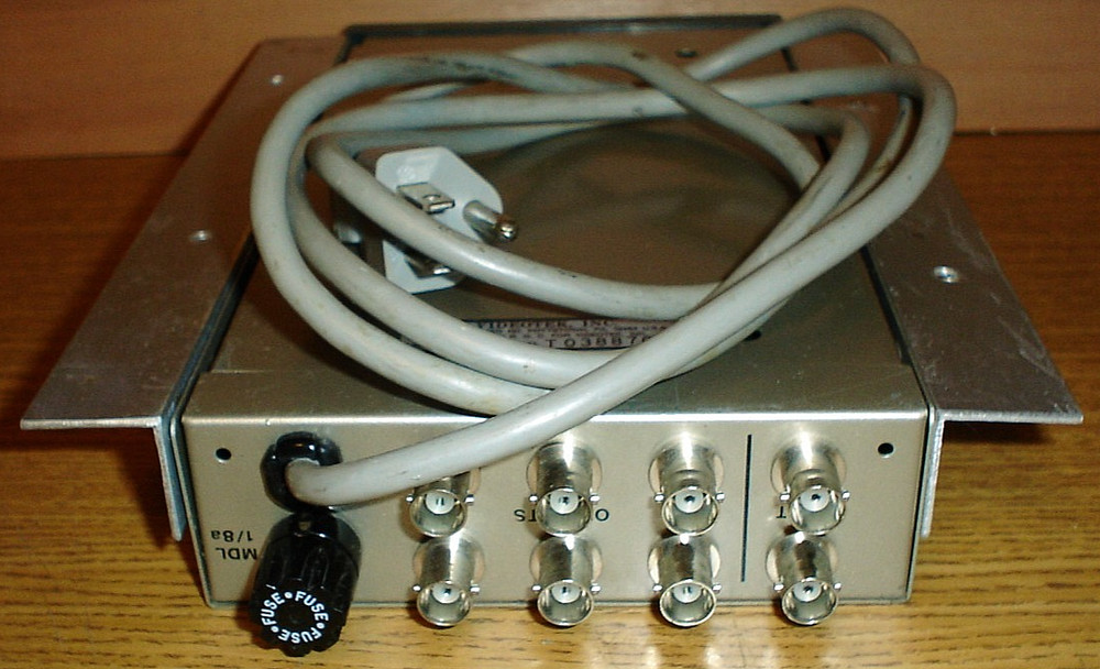 Videotek VDA-16 Video Distribution Amplifier