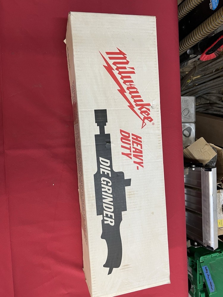 Milwaukee 5196 11 Amp Die Grinder New Open Box