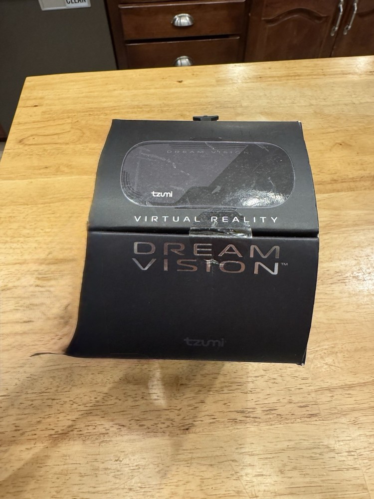 Virtual Reality Headset For Mobile Phone - Dream Vision New In Box