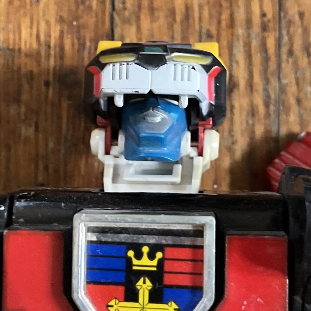Voltron 1981 diecast and legs manual