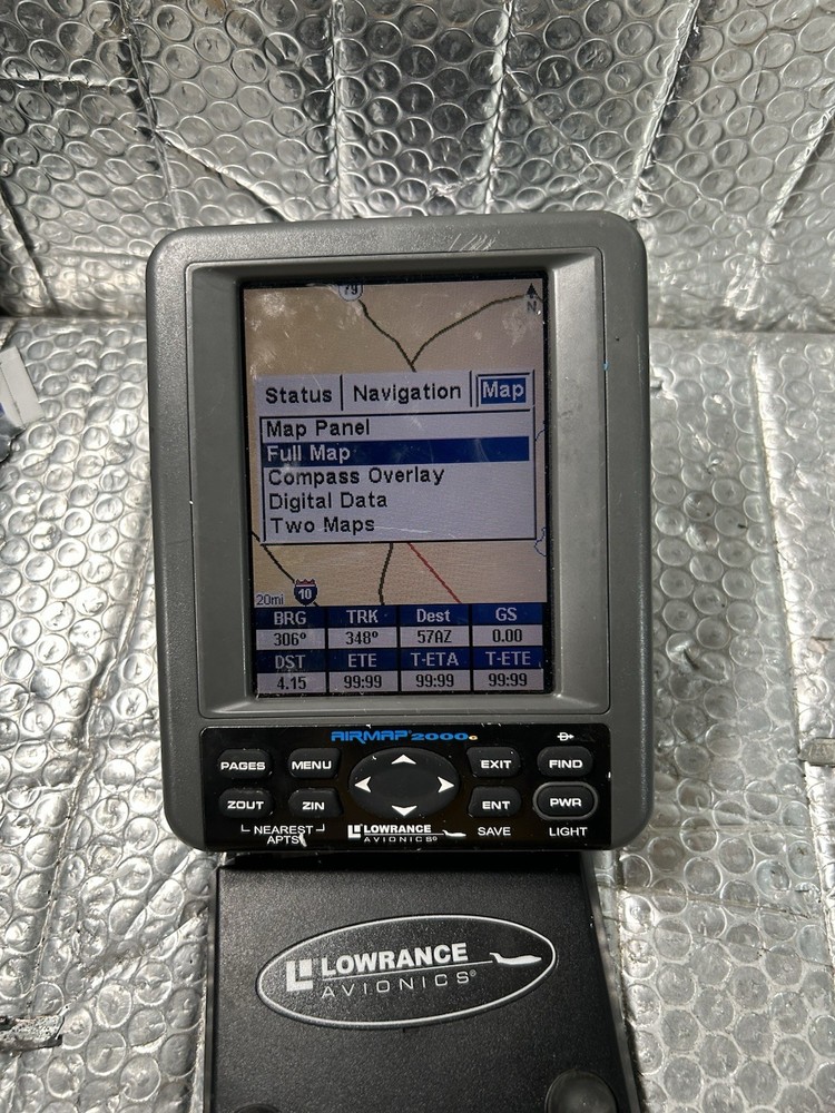 Lowrance Avionics AIRMAP 2000c GPS - READ