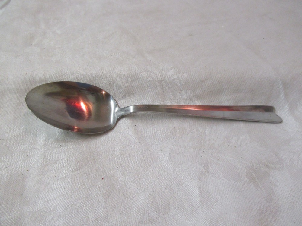 Vintage EC Ltd stainless oval Soup Spoon ECD1