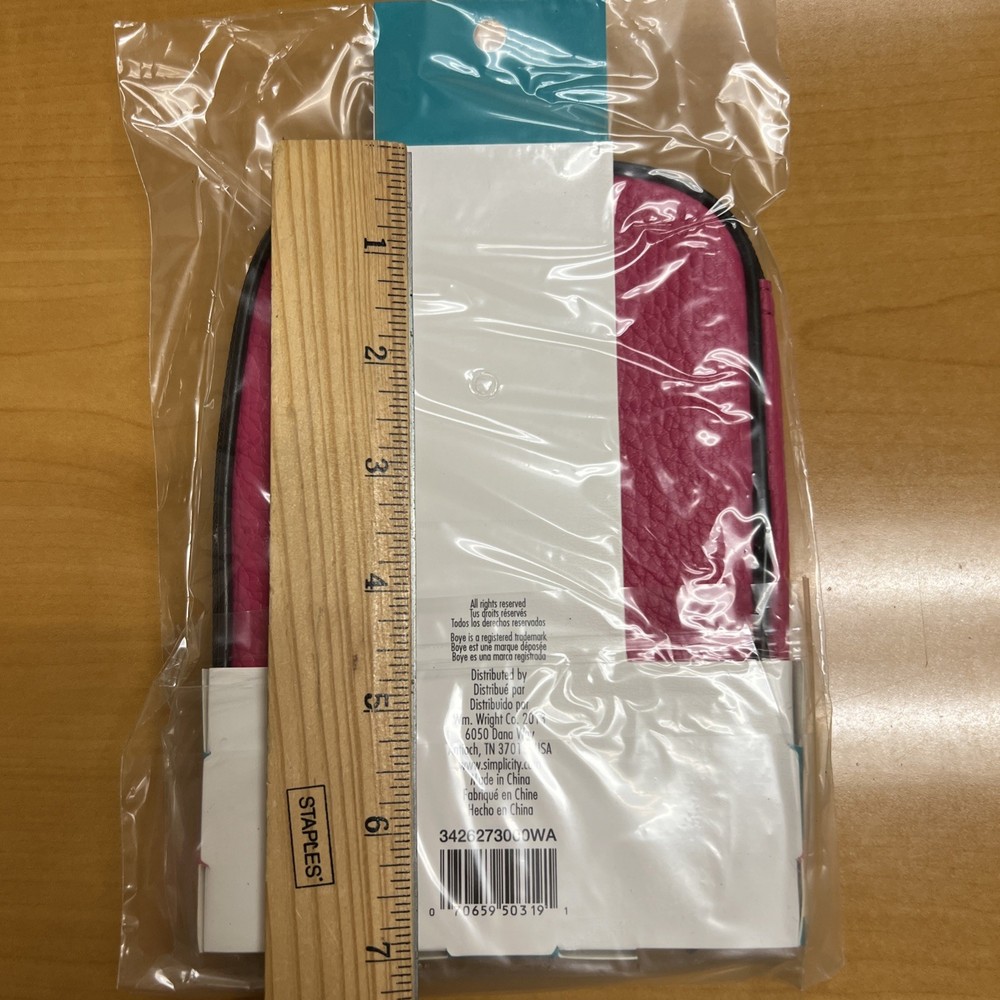 Boye Crochet Hook Organizer Case (7" x 5") - NEW!