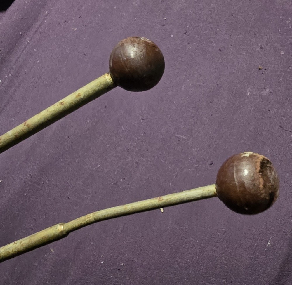 Vintage 1950s Bakelite Telescoping Rabbit Ear Antenna.