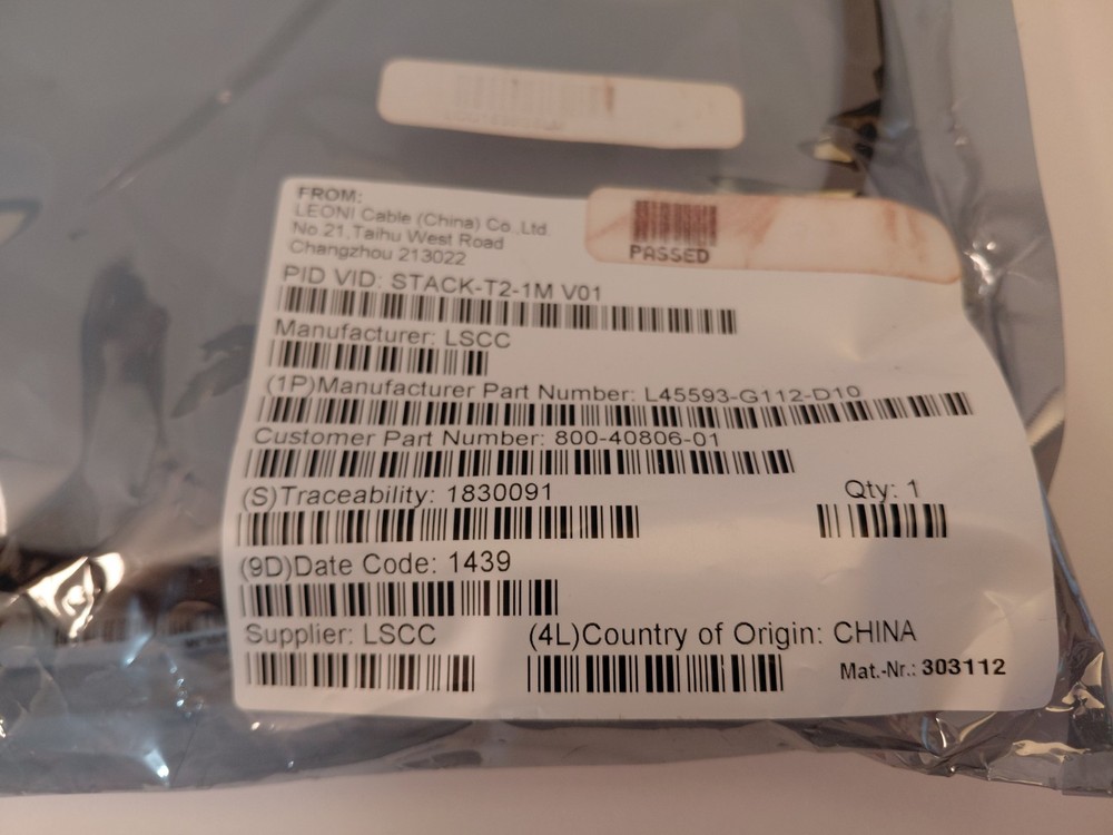 Cisco STACK-T2-1M V01 1 Meter Stacking Cable 800-40806-01 - NEW