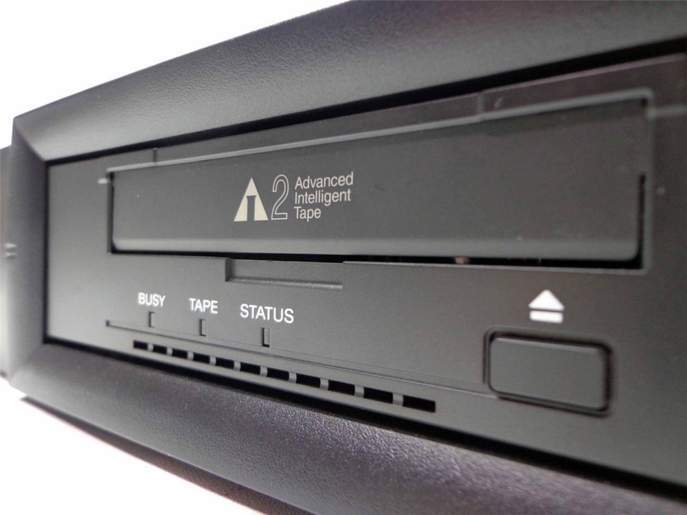 RORKE DATA 2 Advanced INTELLIGENT Tape DeskTop Tape STORAGE DRIVE