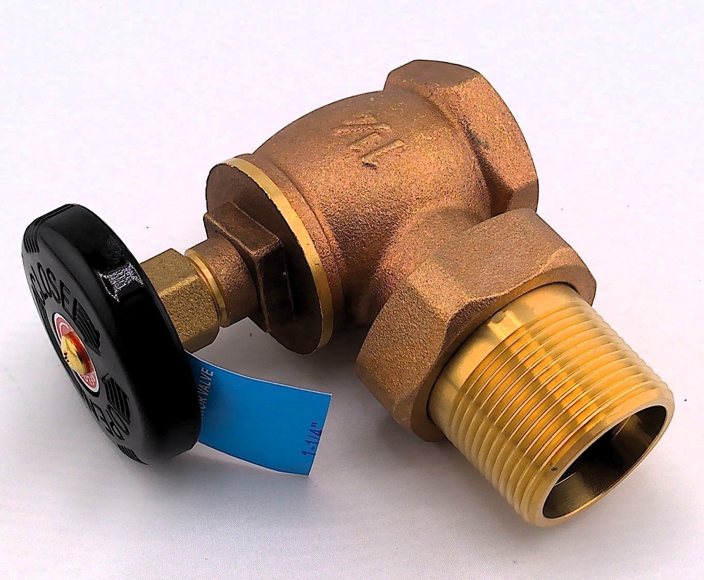 1 1/4” Angle Steam Radiator Valve Threaded Connection shutoff