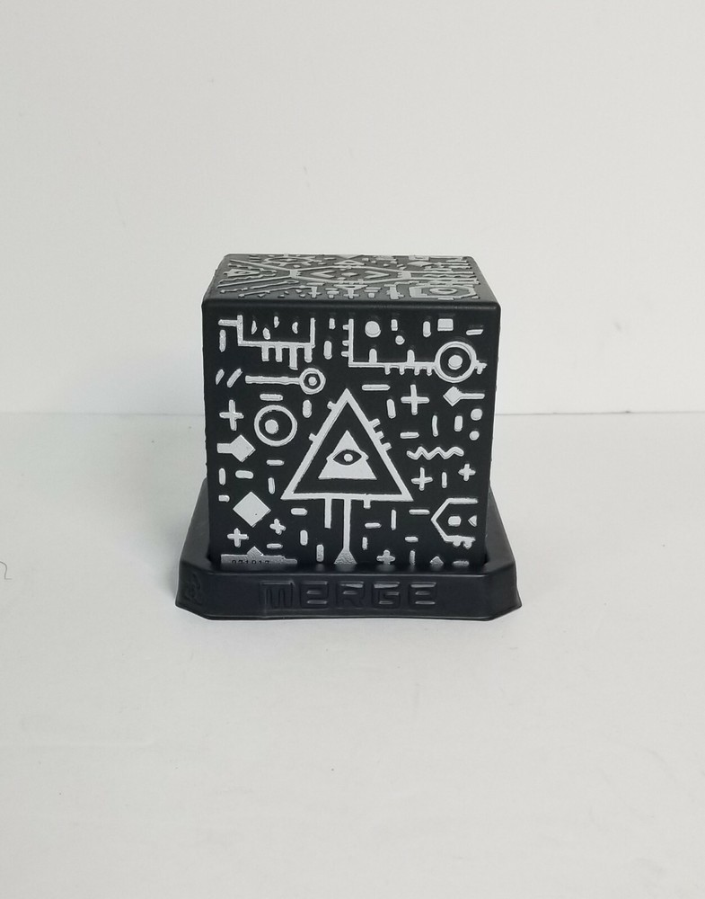 Merge Cube AR/VR Toy Learning Augmented Reality Virtual Reality Fun and Stand