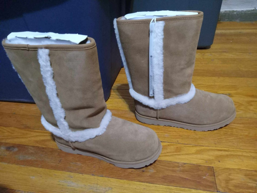 ugg hadley II tall weather boot 1106835k size 6(UGUG)