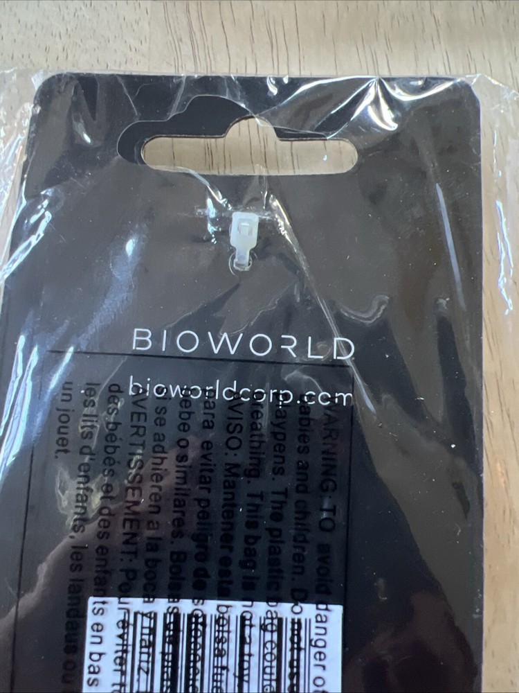 Overwatch Bio world 2018 Blizzard Product Keychain Widowmaker