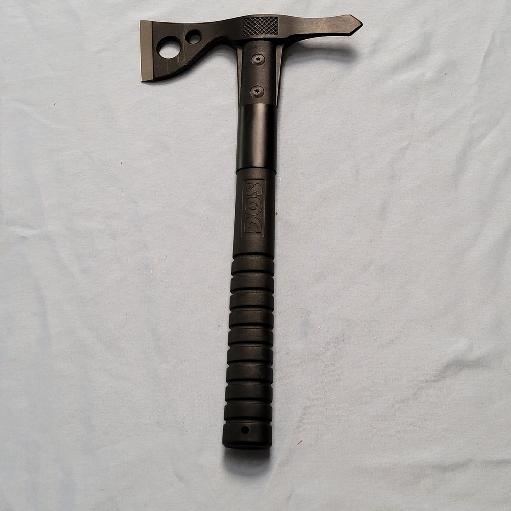 Sog Tactical Thomahawk W/Sheath