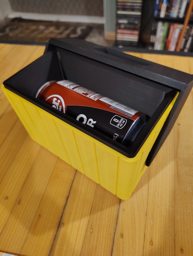 3D printed single can mini cooler